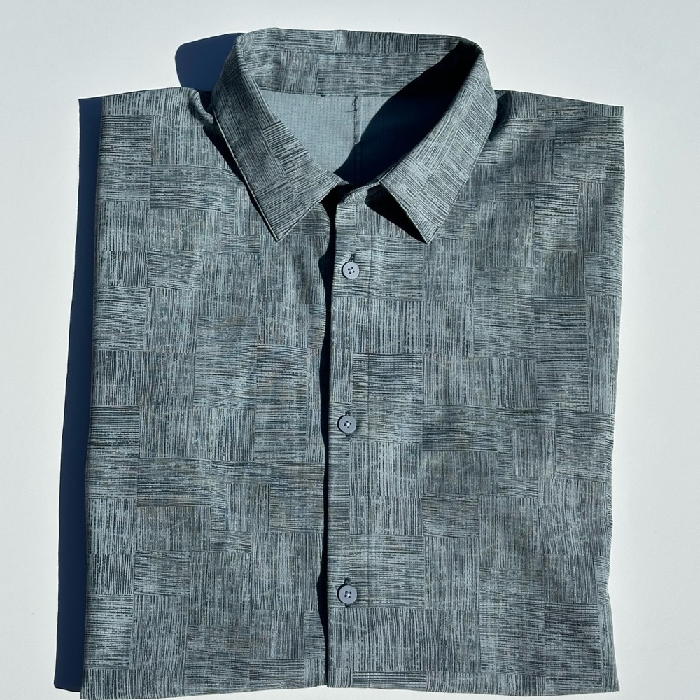 Lululemon Airing Easy Short-Sleeve Shirt Mach Blue XL